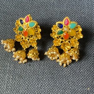 Multicolored earrings